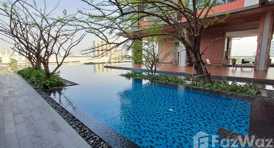 For rent 2 bedrooms condo in Yan Nawa, Bangkok