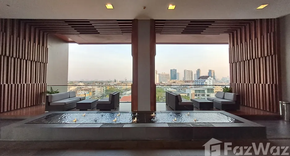 For rent 2 bedrooms condo in Yan Nawa, Bangkok