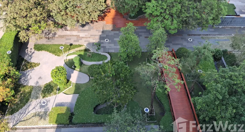For rent 2 bedrooms condo in Yan Nawa, Bangkok