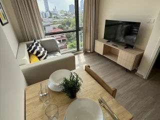 À louer 1 chambre condo à Phra Khanong, Bangkok