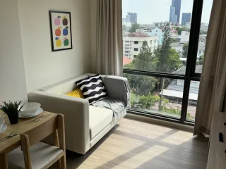 À louer 1 chambre condo à Phra Khanong, Bangkok
