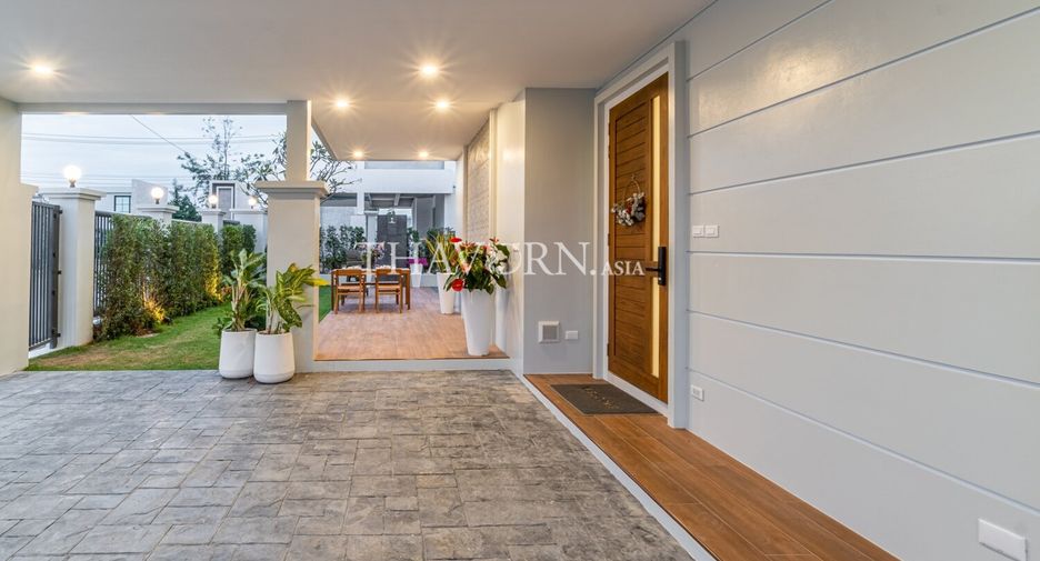 Haus zum Kauf mit 5 Zimmer in East Pattaya, Pattaya