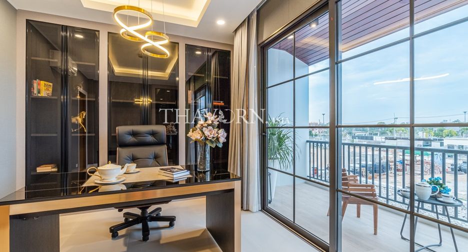 For sale 5 bedrooms house in East Pattaya, Pattaya