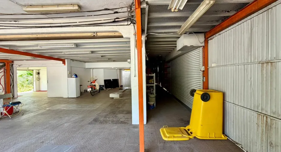 For sale 3 bedrooms retail Space in Mueang Phuket, Phuket