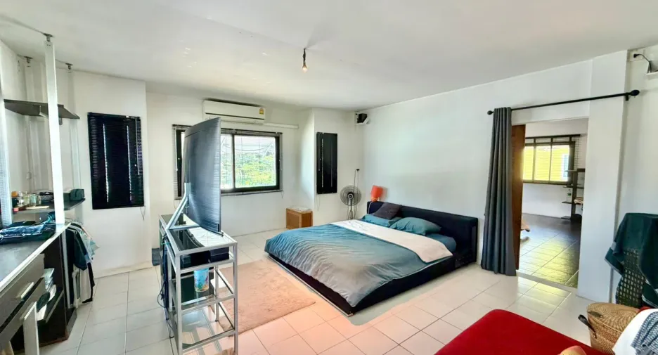 For sale 3 bedrooms retail Space in Mueang Phuket, Phuket