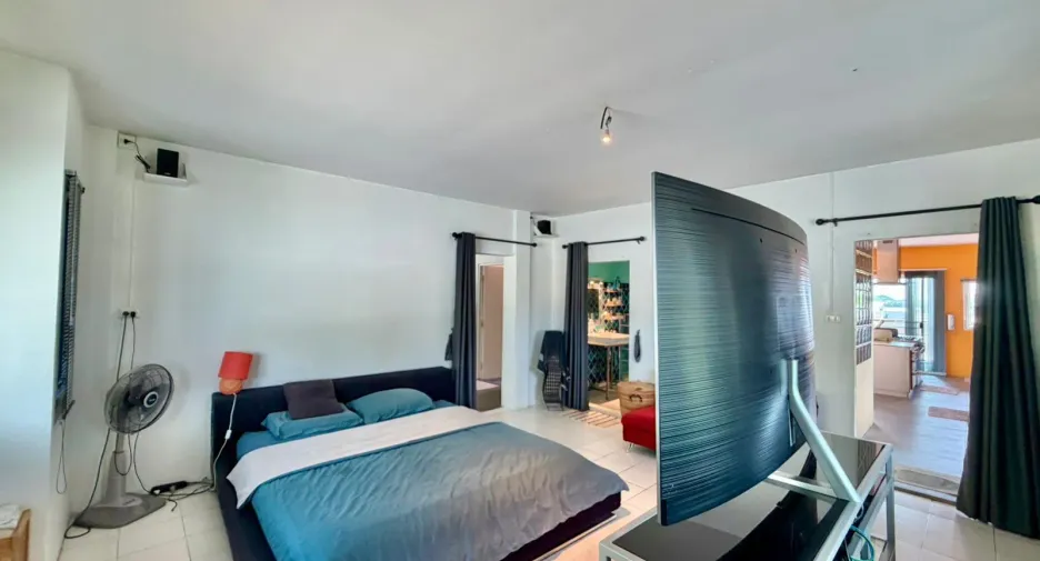 For sale 3 bedrooms retail Space in Mueang Phuket, Phuket