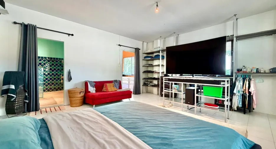 For sale 3 bedrooms retail Space in Mueang Phuket, Phuket