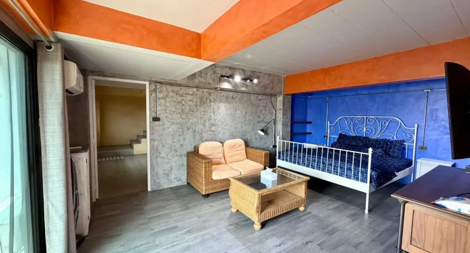 For sale 3 bedrooms retail Space in Mueang Phuket, Phuket