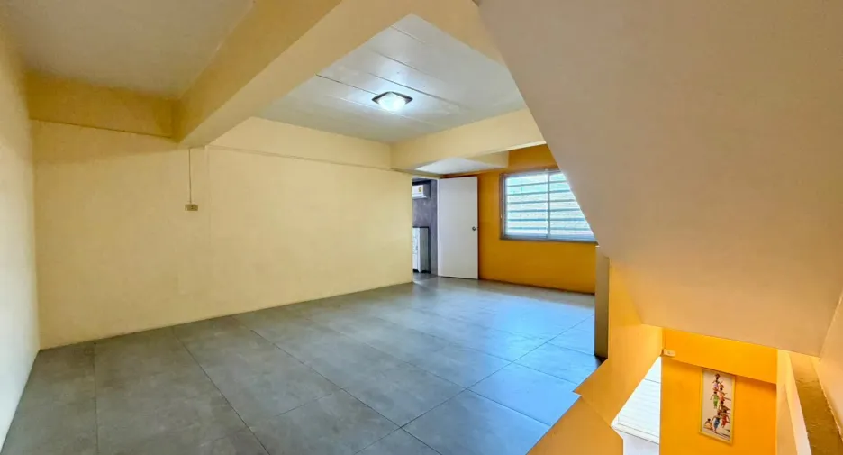 For sale 3 bedrooms retail Space in Mueang Phuket, Phuket