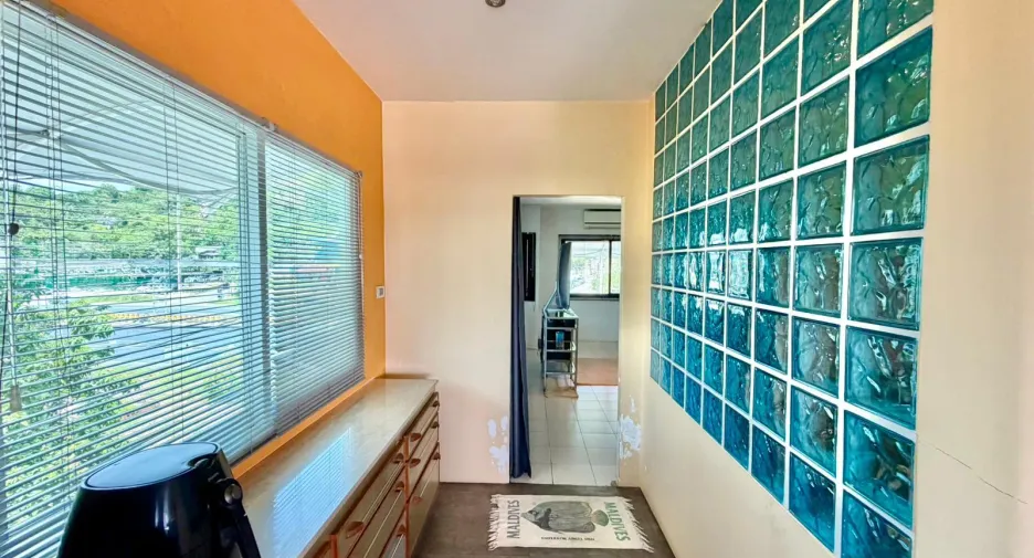 For sale 3 bedrooms retail Space in Mueang Phuket, Phuket