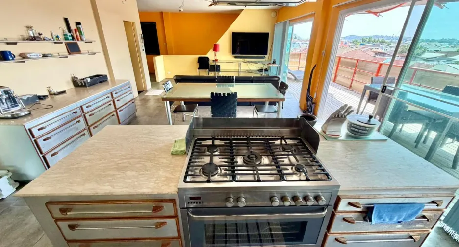 For sale 3 bedrooms retail Space in Mueang Phuket, Phuket