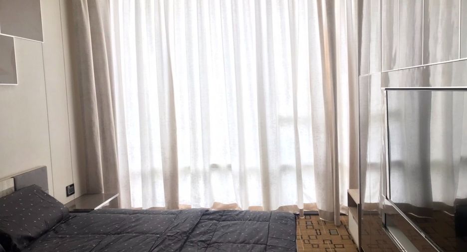 For rent 1 bed condo in Watthana, Bangkok