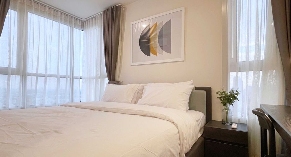 Condo en alquiler de 2 habitaciones en Huai Khwang, Bangkok