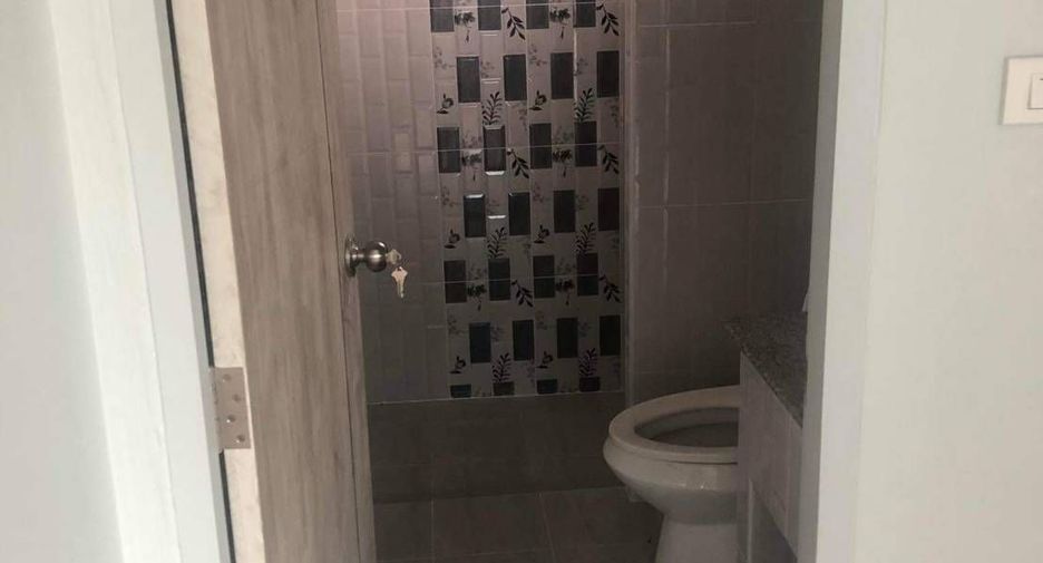 For sale 3 bedrooms house in Bang Khae, Bangkok