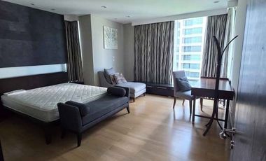 À louer 3 chambres condo à Pathum Wan, Bangkok