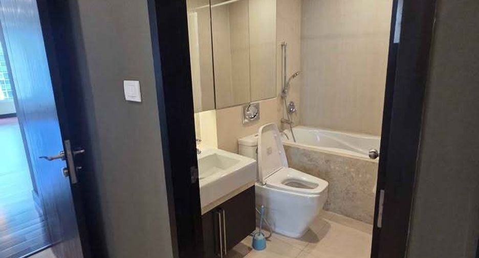 À louer 3 chambres condo à Pathum Wan, Bangkok