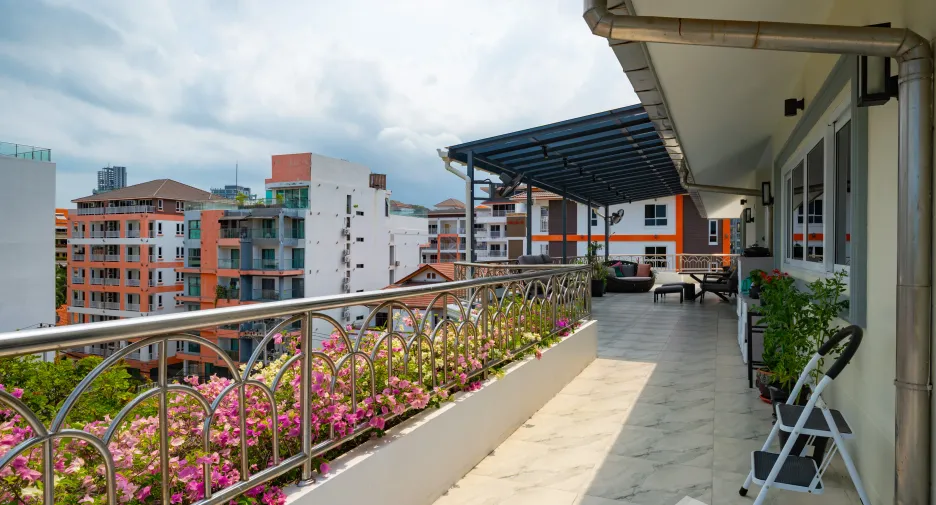 Wohnung zum Kauf mit 3 Zimmer in Pratumnak, Pattaya
