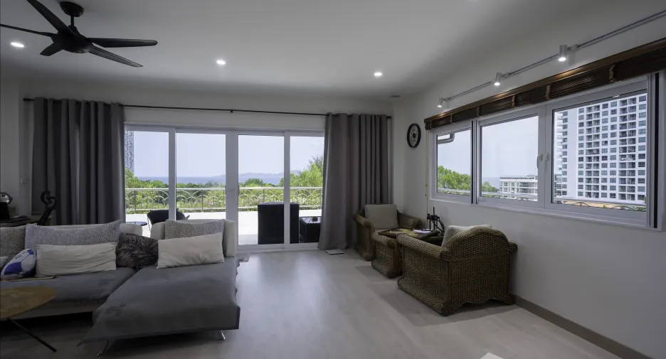 Wohnung zum Kauf mit 3 Zimmer in Pratumnak, Pattaya