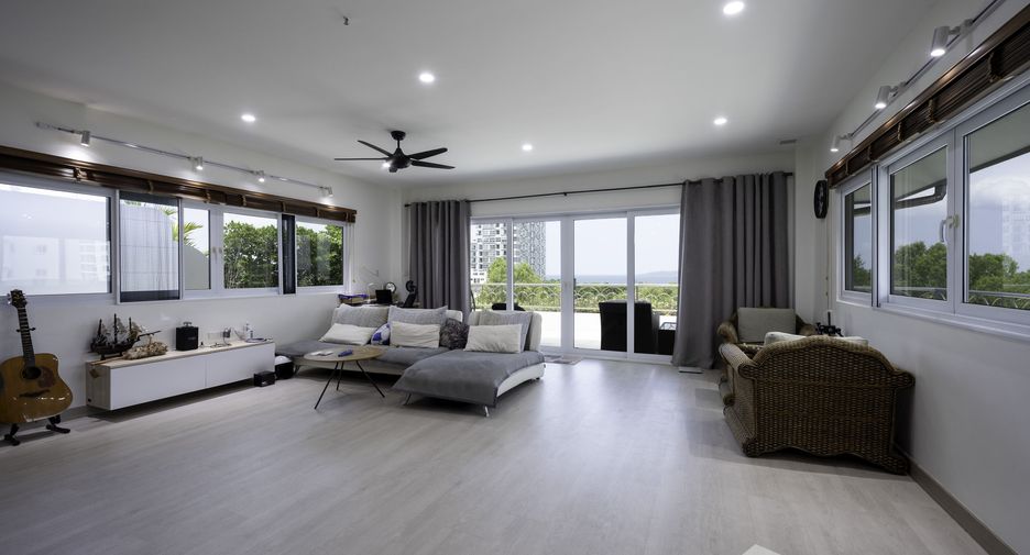 Wohnung zum Kauf mit 3 Zimmer in Bang Lamung, Chonburi