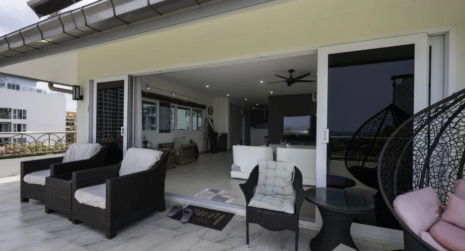 Wohnung zum Kauf mit 3 Zimmer in Pratumnak, Pattaya