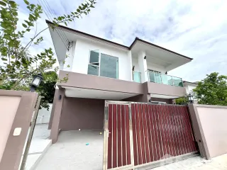 Villa zur Miete mit 5 Zimmer in Bang Lamung, Chonburi