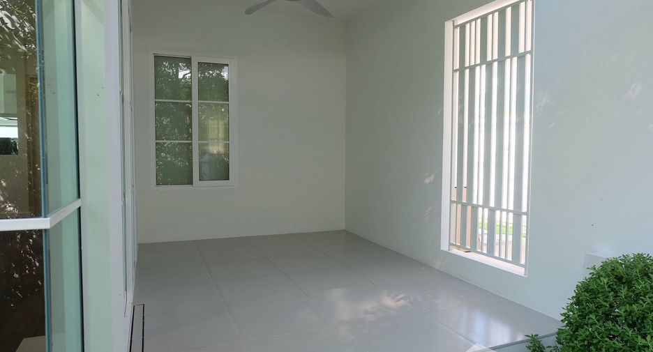 Haus zur Miete mit 3 Zimmer in Bang Phli, Samut Prakan