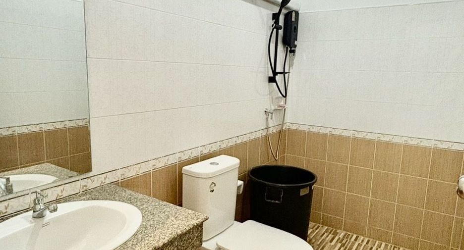 Haus zur Miete mit 2 Zimmer in Mueang Phuket, Phuket