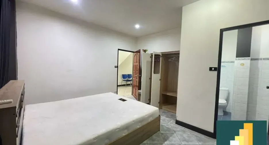 For rent 3 bedrooms house in Bang Lamung, Chonburi