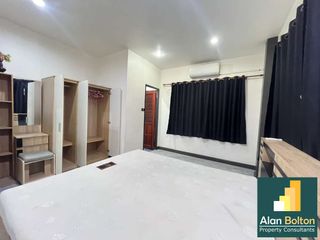 Haus zur Miete mit 3 Zimmer in Bang Lamung, Chonburi