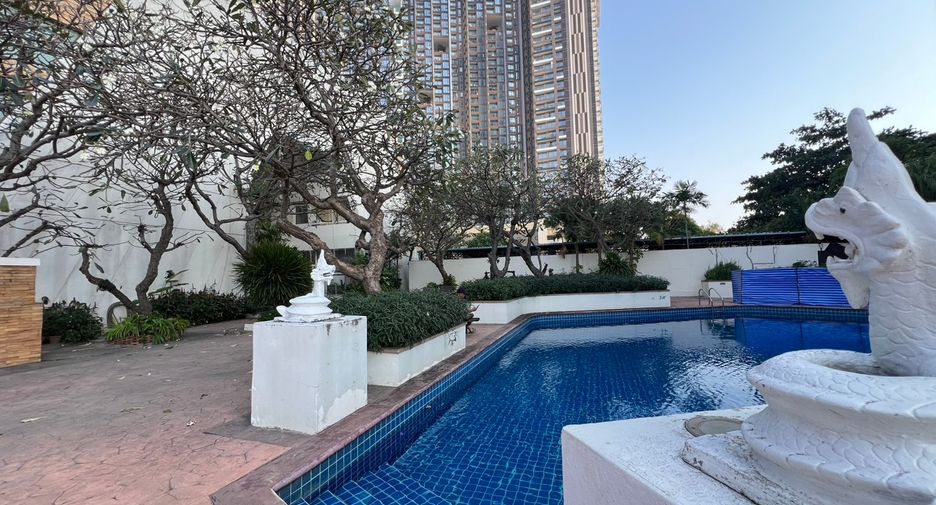 For rent 3 bedrooms house in East Pattaya, Pattaya