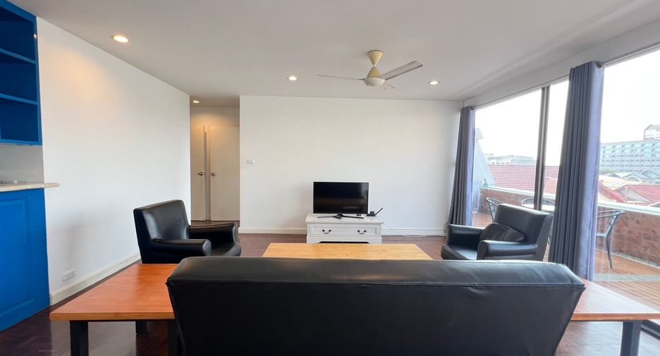 For rent 3 bedrooms house in East Pattaya, Pattaya