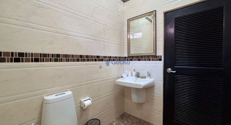 For sale 3 ベッドルーム house in South Pattaya, Pattaya