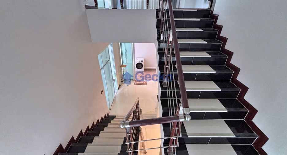 Продажа 3 спальни дом в Huay Yai, Паттайя