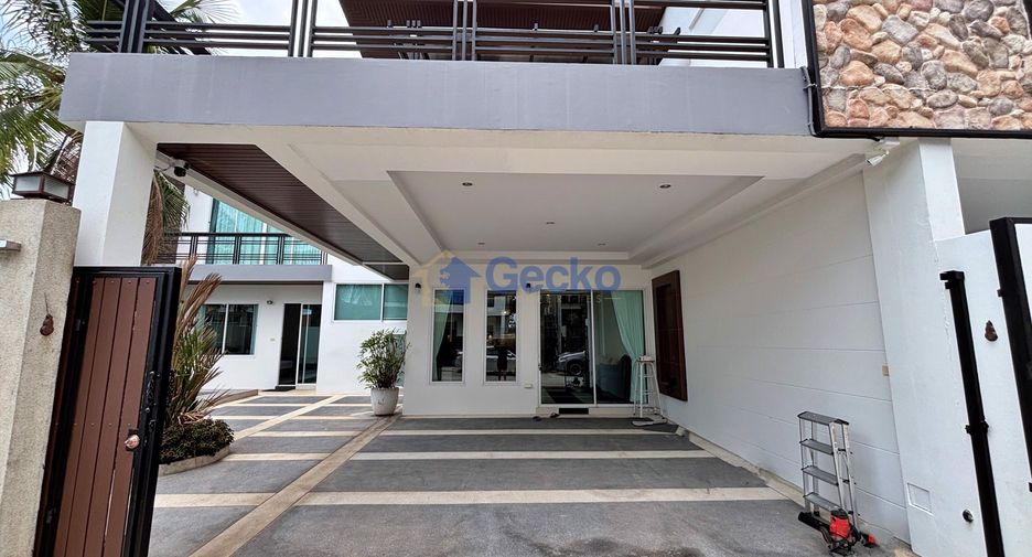 Продажа 3 спальни дом в Huay Yai, Паттайя