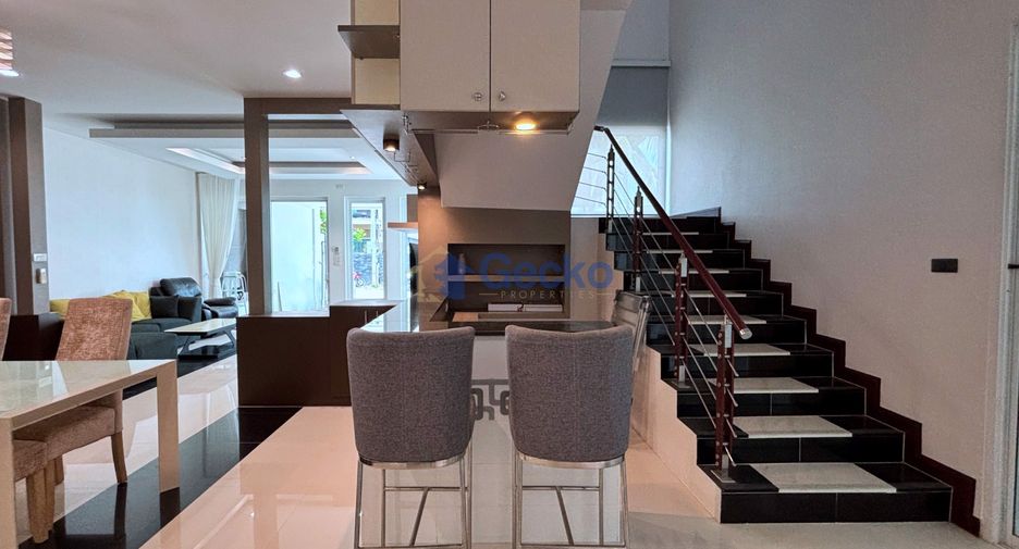 Продажа 3 спальни дом в Huay Yai, Паттайя