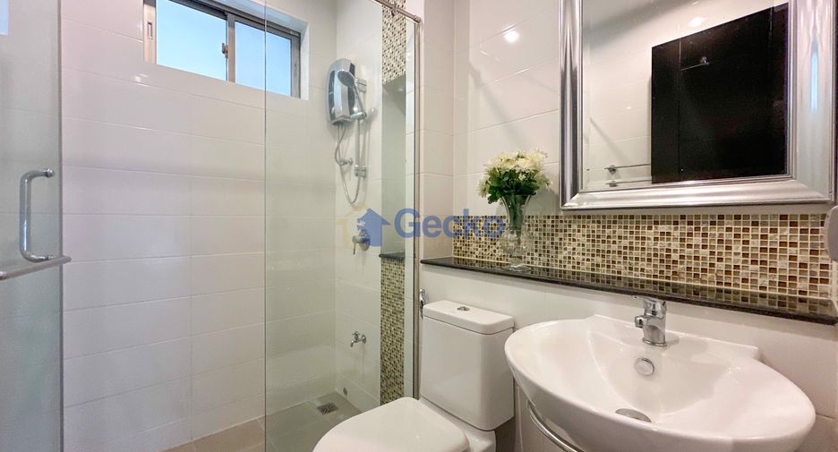 Haus zur Miete mit 6 Zimmer in East Pattaya, Pattaya