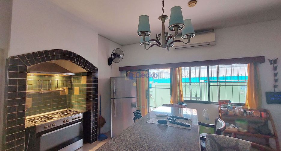 À vendre 6 chambres maison à East Pattaya, Pattaya