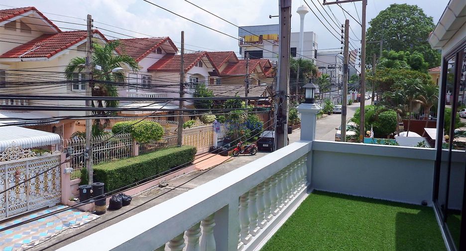 For rent and for sale 2 bedrooms house in South Pattaya, Pattaya