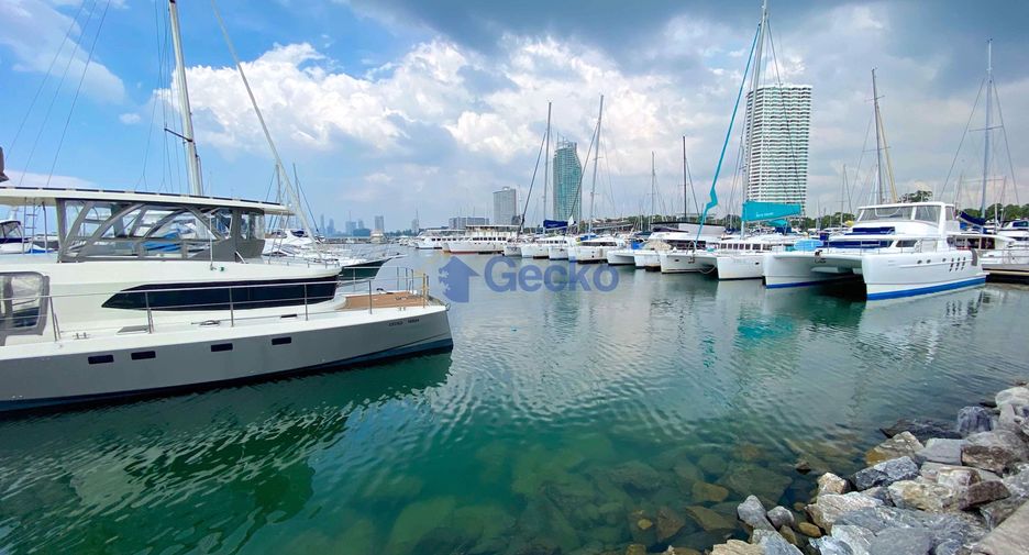 For sale 1 bed condo in Sattahip, Chonburi