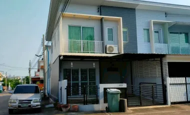 Casa adosada en alquiler de 3 habitaciones en Chom Thong, Bangkok