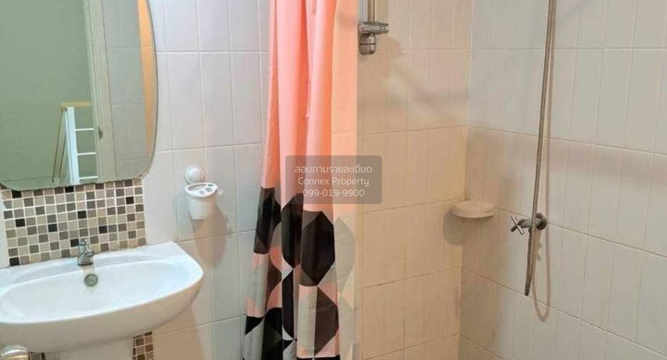 For sale 3 bedrooms townhouse in Min Buri, Bangkok