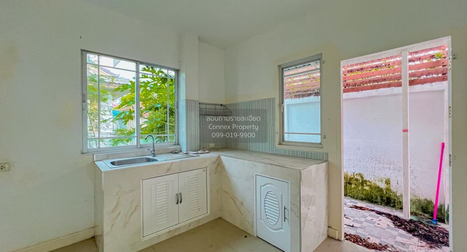 For sale 3 bedrooms house in Mueang Pathum Thani, Pathum Thani