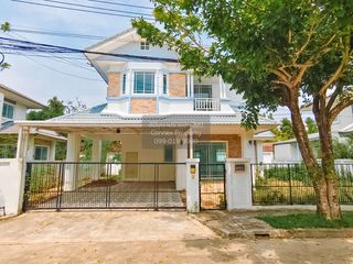 For sale 3 bedrooms house in Mueang Pathum Thani, Pathum Thani