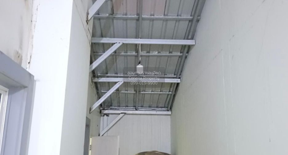 Casa adosada en venta de 4 habitaciones en Mueang Chon Buri, Chonburi