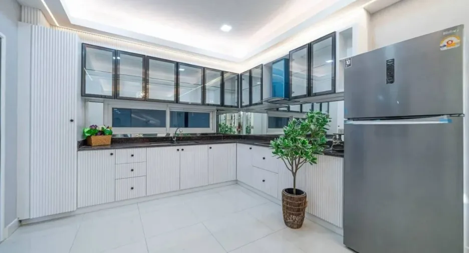 For sale 5 ベッドルーム house in East Pattaya, Pattaya