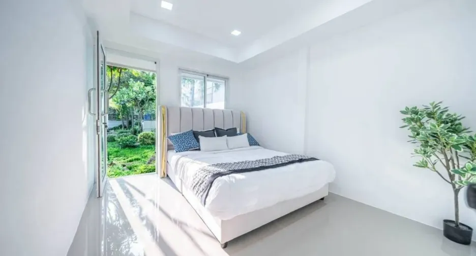 For sale 5 ベッドルーム house in East Pattaya, Pattaya