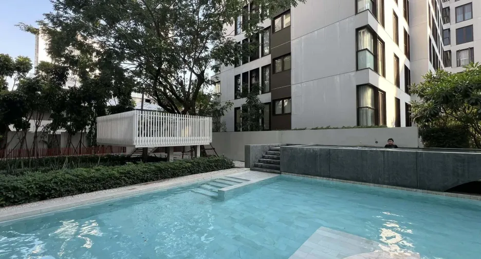 For rent 1 bed condo in Watthana, Bangkok