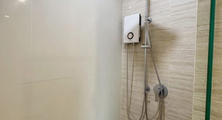À louer 1 chambre condo à Mueang Samut Prakan, Samut Prakan