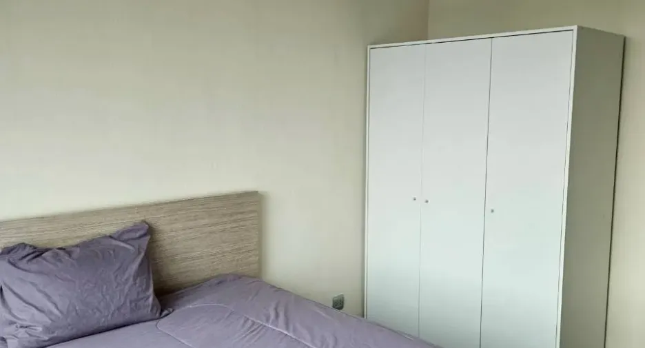 For rent 2 bedrooms condo in Huai Khwang, Bangkok