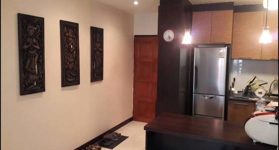 For sale 2 ベッドルーム condo in Watthana, Bangkok
